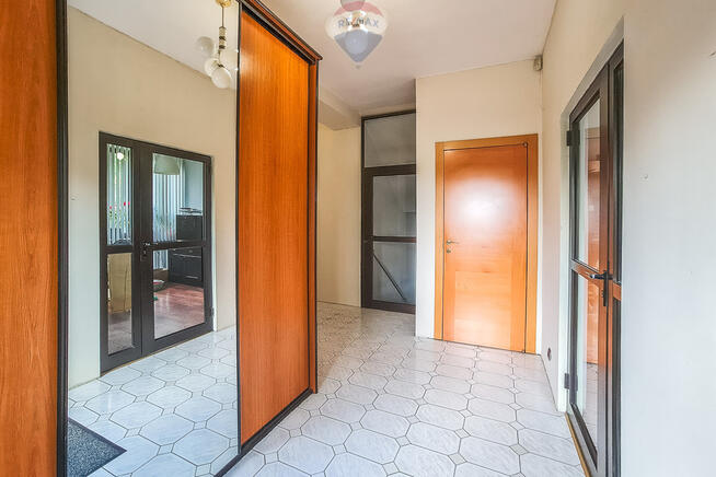 Dom 14 pokoi | Łódź Stoki | Idealny pod wynajem