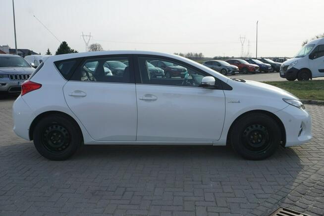 Toyota Auris 1.8 136KM Hybrid AUT