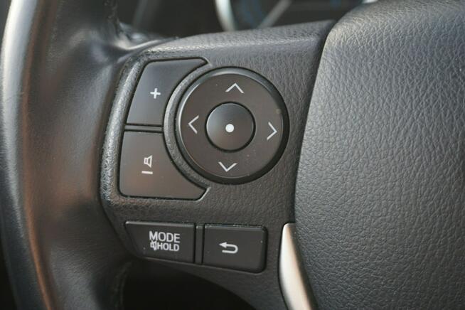 Toyota Auris 1.8 136KM Hybrid AUT