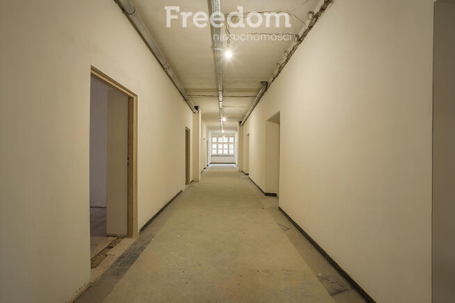 Duży obiekt usługowy w sercu Karkonoszy!