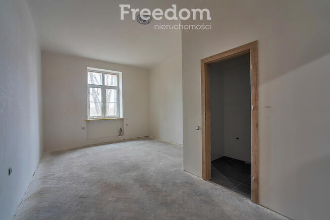 Duży obiekt usługowy w sercu Karkonoszy!