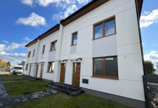 4-pokojowe mieszkanie w Markach