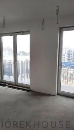 6-pokojowe mieszkanie na Bielanach