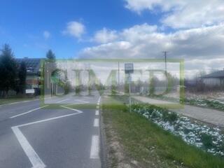 Działka budowlana przy drodze asfaltowej