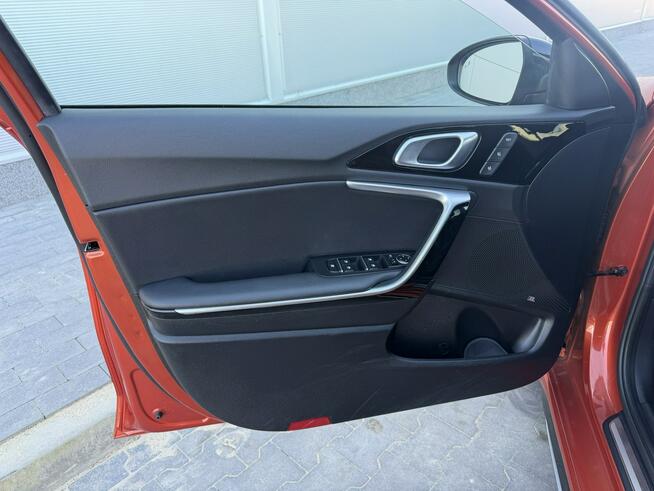 Kia Cee'd 1.6 CRDI / 136KM GT-LINE Automat LED Virtual Nawigacja Kamera