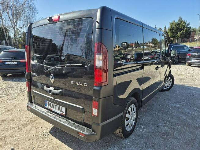 Renault Trafic Navi* 9 Osób