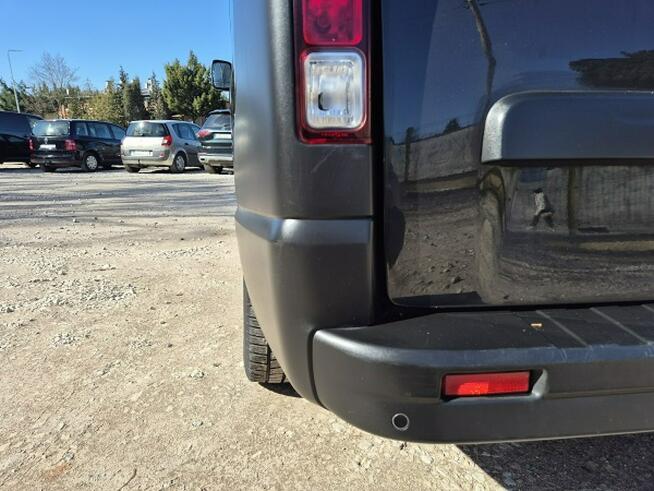 Renault Trafic Navi* 9 Osób