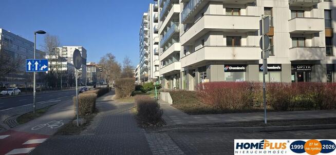 4 pokojowe na Cybernetyki. W cenie garaż i komórka