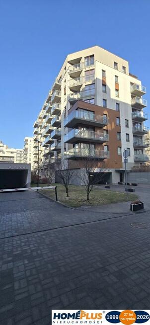 4 pokojowe na Cybernetyki. W cenie garaż i komórka