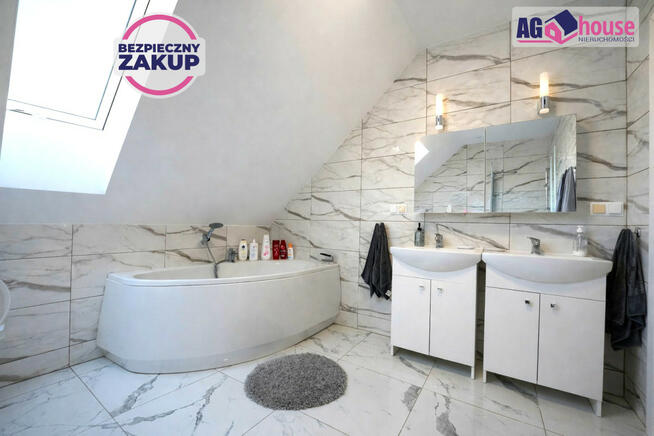 Dom Jantar gm. Stegna, Różana