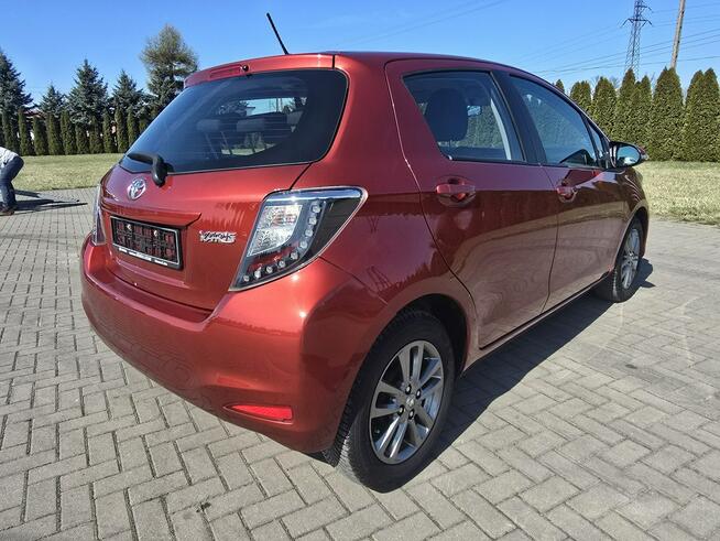 Toyota Yaris 1,0BENZ Kam.Cofania.Navi.Alufelgi.Serwis.El.szyby.Centralka.kredyt.OKA