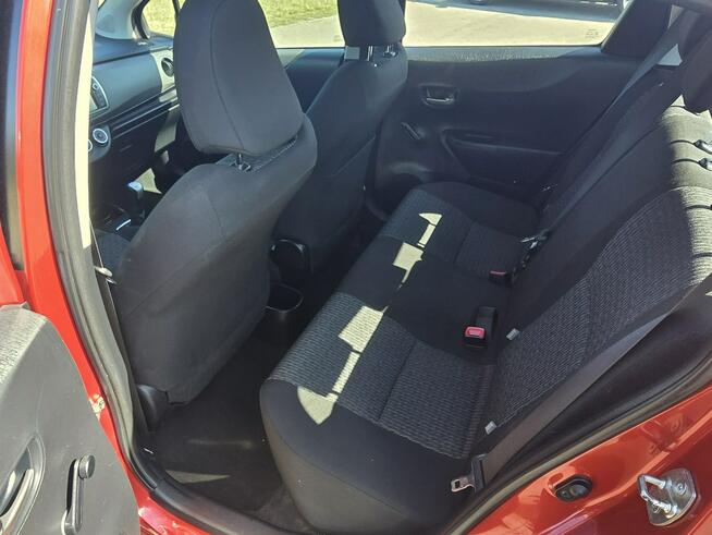 Toyota Yaris 1,0BENZ Kam.Cofania.Navi.Alufelgi.Serwis.El.szyby.Centralka.kredyt.OKA