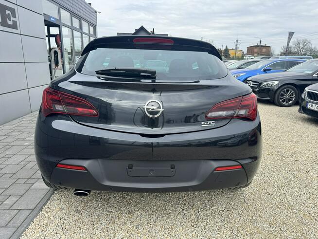 Opel Astra GTC Turbo "Innovation"