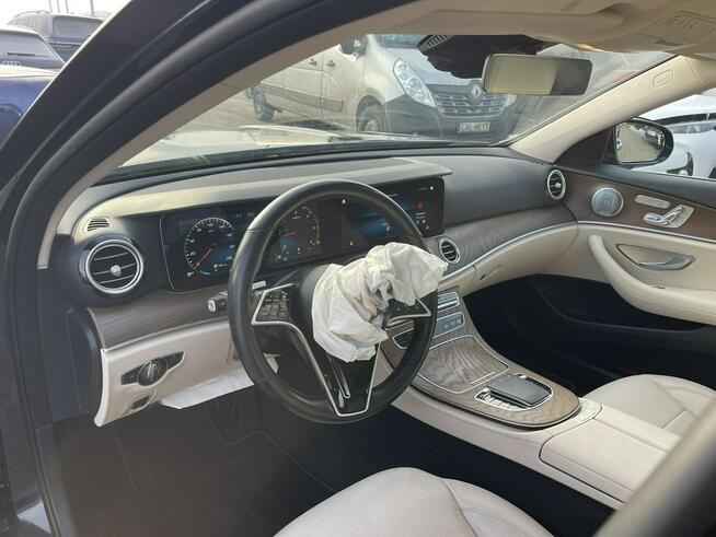 Mercedes E 400 4Matic Kamery360 Panorama Pamięć 330KM