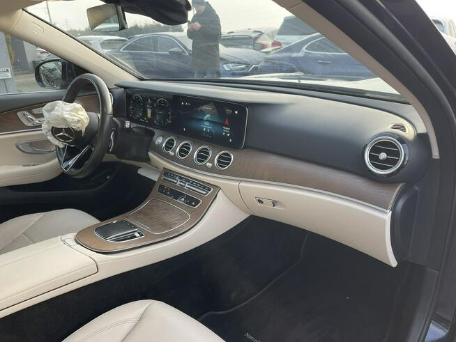 Mercedes E 400 4Matic Kamery360 Panorama Pamięć 330KM