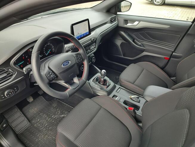 Ford Focus ST-Line 1.0 EcoBoost mHEV 155 KM