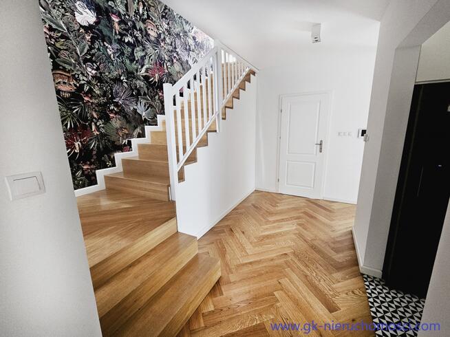 Elegancki dom wolnostojący 262 m2 z dużymi tarasami / Stara Wieś / Nadarzyn / Warszawa