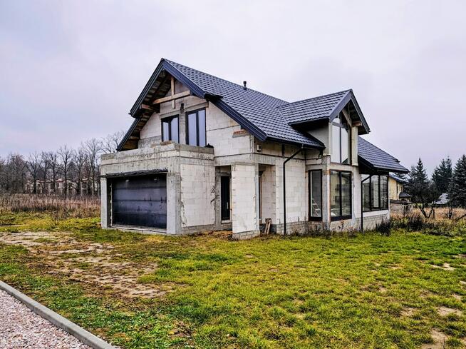 Wyjątkowy dom wolnostojący z antresolą / Kobylin / Grójec