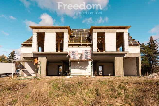 Rusocin, dom w zabudowie Bliźniaczej