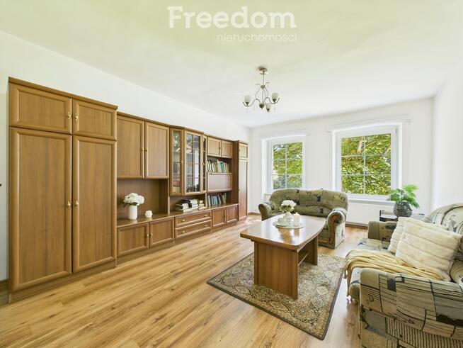 Mazurska posiadłość, Wydutki