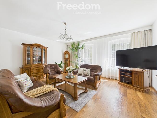 Mazurska posiadłość, Wydutki