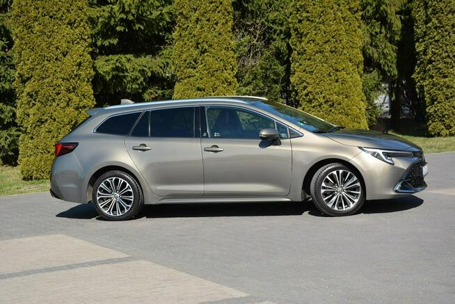 Toyota Corolla Lift FullLed RadarAcc BLIS As.Pasa Navi Kamera KeylessGo Aso Alu17"