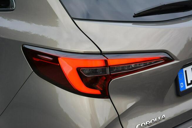 Toyota Corolla Lift FullLed RadarAcc BLIS As.Pasa Navi Kamera KeylessGo Aso Alu17"