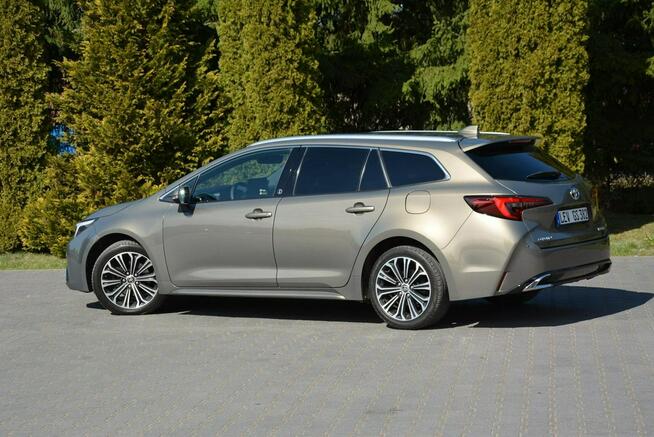 Toyota Corolla Lift FullLed RadarAcc BLIS As.Pasa Navi Kamera KeylessGo Aso Alu17"