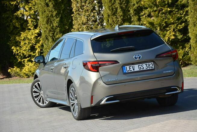 Toyota Corolla Lift FullLed RadarAcc BLIS As.Pasa Navi Kamera KeylessGo Aso Alu17"