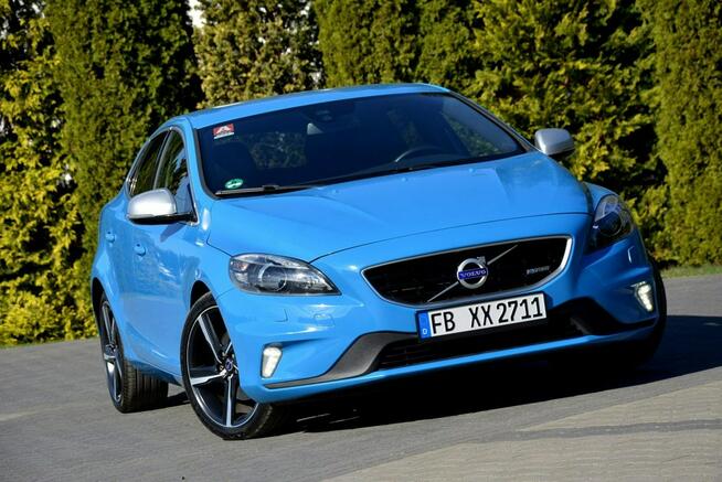 Volvo V40 R-Design Skóry Xenon LED Navi Virtual Zegary Klimatronic Alu 18" ASO