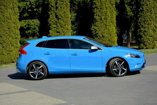Volvo V40 R-Design Skóry Xenon LED Navi Virtual Zegary Klimatronic Alu 18" ASO