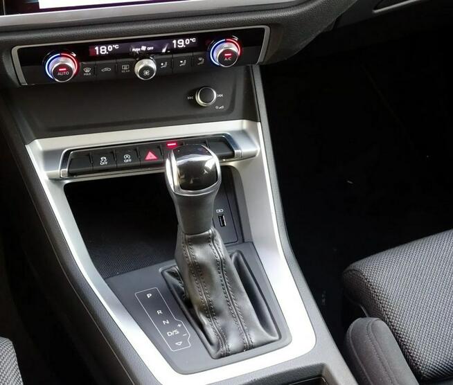 Audi Q3 2.0 TDI S tronic • Virtual Cockpit • CarPlay • Grzane fotele • Bezwypa