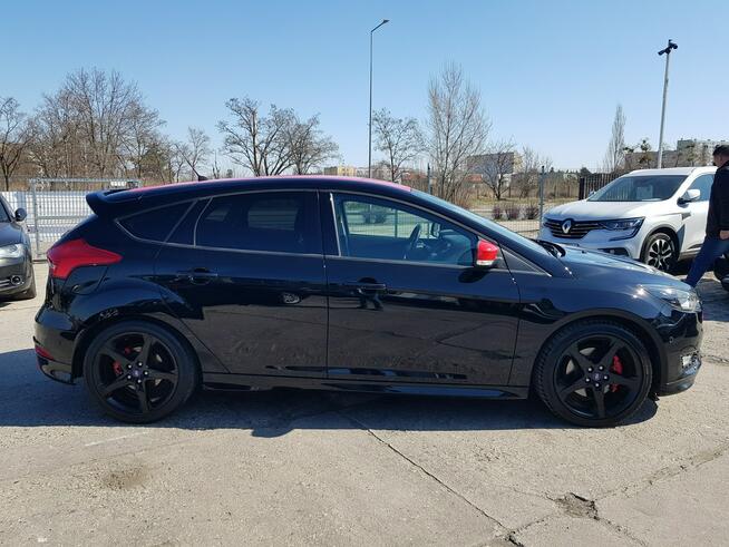 Ford Focus 1,5 Turbo Benzyna ST Black Edition Nawigacja Zarejestrowany Gwarancja