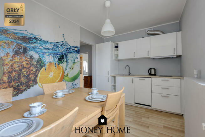 Mieszkanie Władysławowo, Niepodległości