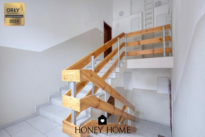 Mieszkanie Władysławowo, Niepodległości