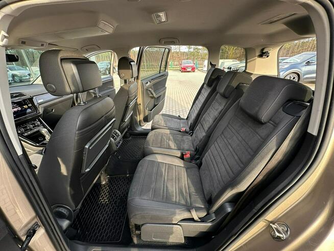Volkswagen Touran 7osób 2kpl.opon SalonPL 1-Rej:2018 Łopatki Masaż Climatronic GWARANCJA