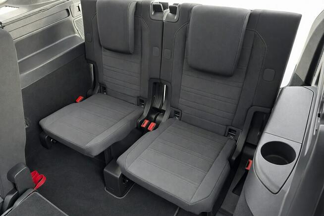 Volkswagen Touran 7osób 2kpl.opon SalonPL 1-Rej:2018 Łopatki Masaż Climatronic GWARANCJA