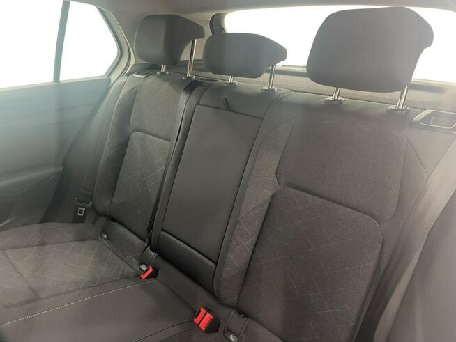 Volkswagen Golf VIII 1.0 eTSI Life DSG Hatchback