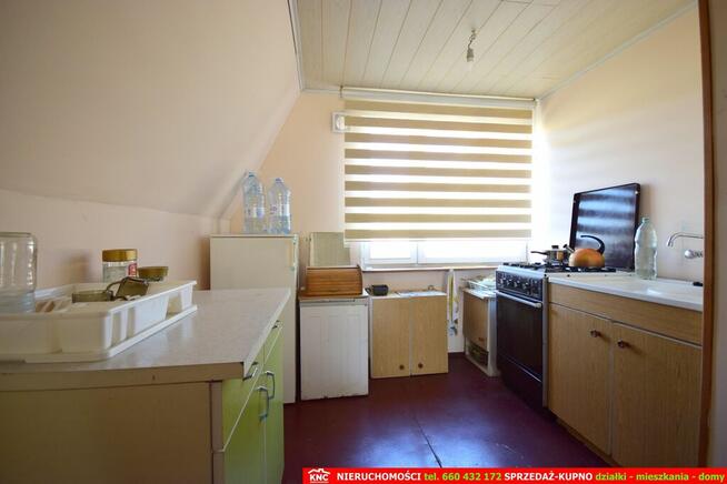 B ładna działka z domkiem letniskowym, własny las.