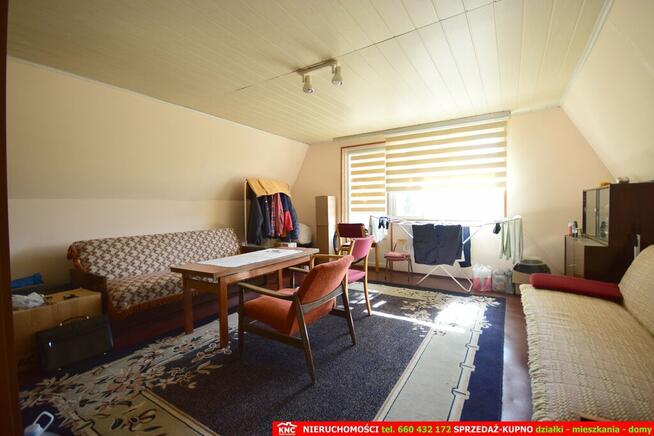 B ładna działka z domkiem letniskowym, własny las.