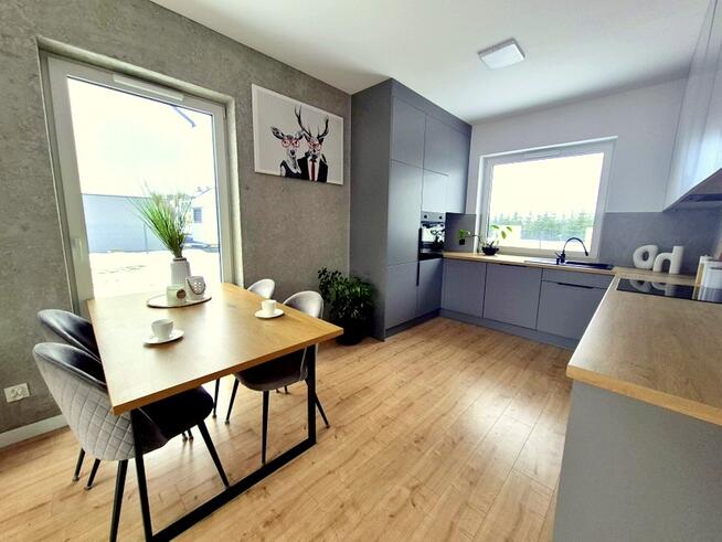 Nowy wykończony dom, Łąka - 10 km od centrum