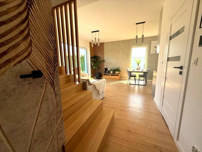 Nowy wykończony dom, Łąka - 10 km od centrum