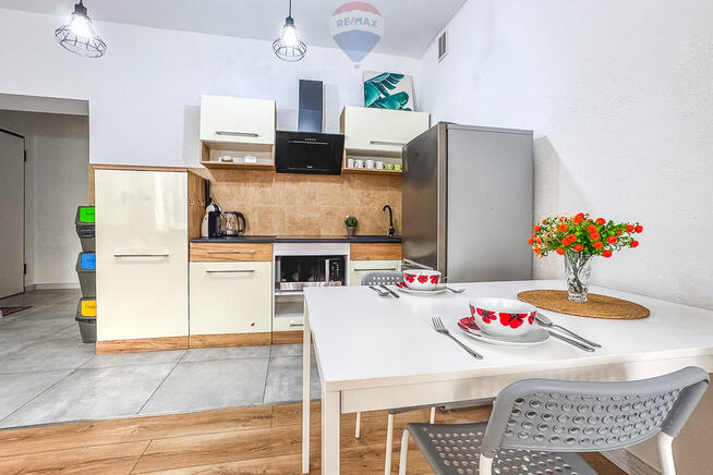 25 m² z parkingiem | Centrum | Umeblowane