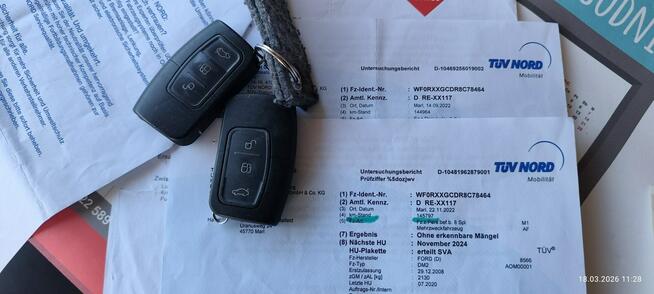 Ford Kuga 182 tys.km/Titanium 4X4 /Navi/Panorama Skóry/Key less/ Xenon