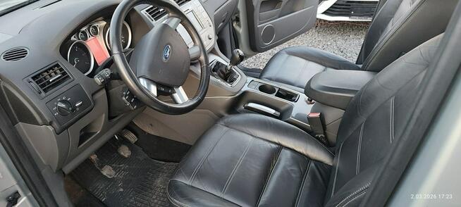 Ford Kuga 182 tys.km/Titanium 4X4 /Navi/Panorama Skóry/Key less/ Xenon