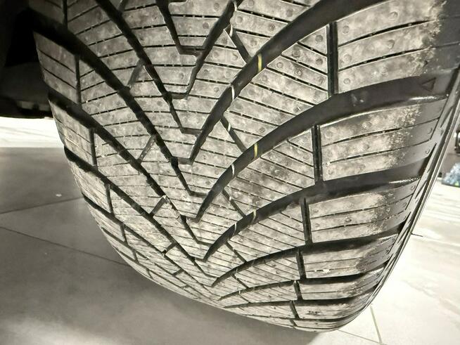 Ford Kuga 1.5 EcoBlue 120PS ST-LINE Black Edition*Virtual*Alu 18*LED*AppleCar