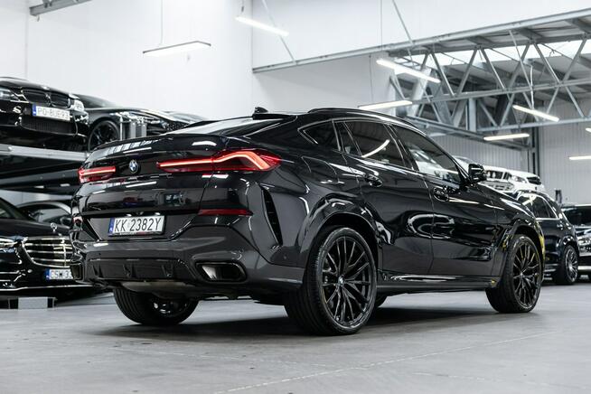 BMW X6 40d. All Black. Gwarancja 05.2027. Nowe opony. Po serwisie ASO.