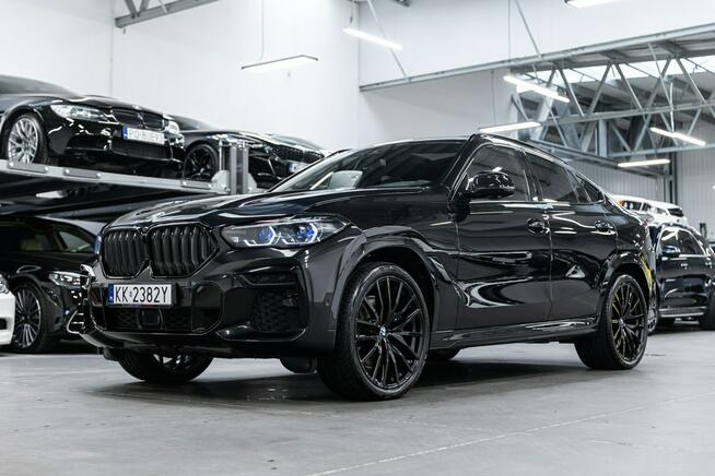BMW X6 40d. All Black. Gwarancja 05.2027. Nowe opony. Po serwisie ASO.