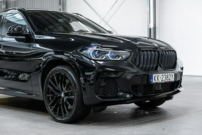 BMW X6 40d. All Black. Gwarancja 05.2027. Nowe opony. Po serwisie ASO.