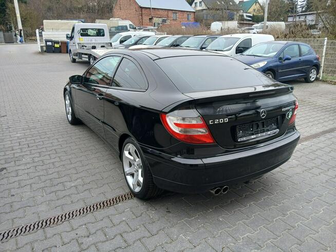 Mercedes C 200 1.8i compresor LIFT panorama alufelgi tempomat klimatronik stan BDB